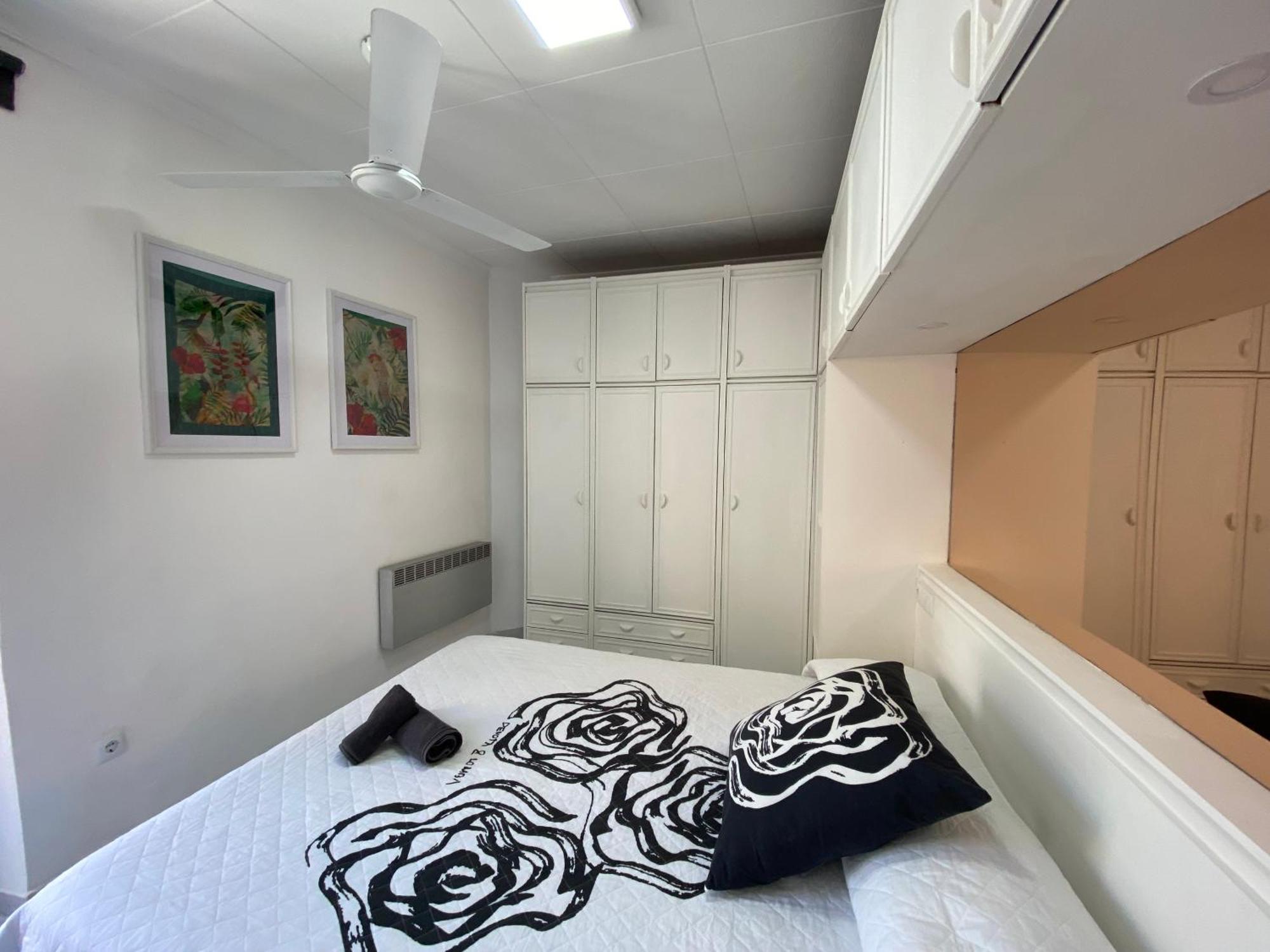 Apartaments Portbou Costa Brava 外观 照片